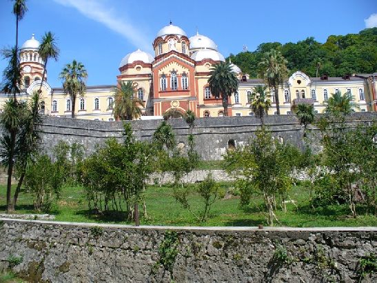 Так выглядит Новоафонский монастырь в Абхазии
