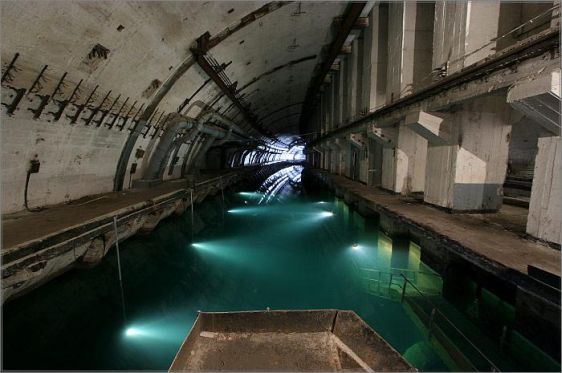 База подводных лодок в Балаклаве является крупнейшим из рассекреченных военных объектов в мире